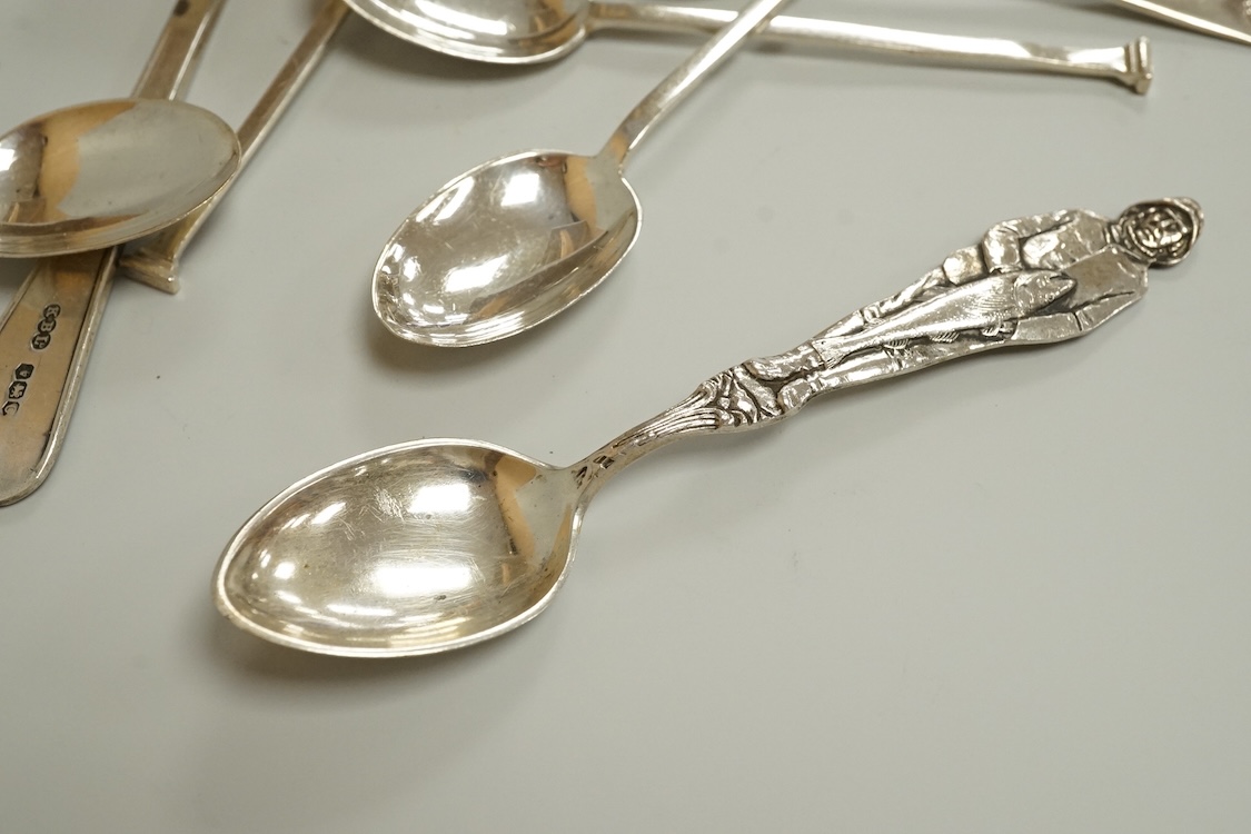 A George V silver salver by Alexander Clark & Co Ltd, of shaped circular form, with shell and scroll border, Birmingham, 1931, 27cm, 16oz.